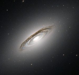 NGC-6861-lenticular-galaxy